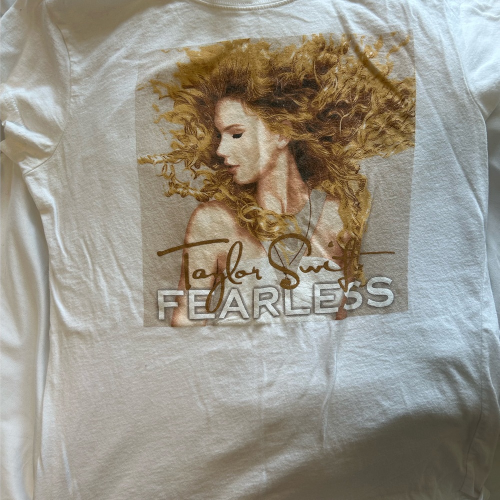 Taylor swift fearless shirt